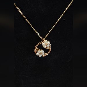 Vintage citation gold necklace